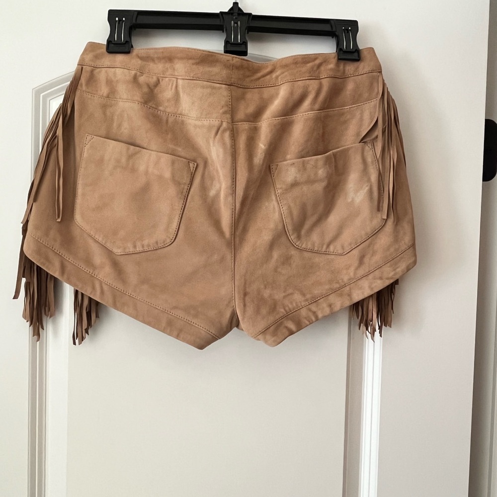 Fringe suede shorts